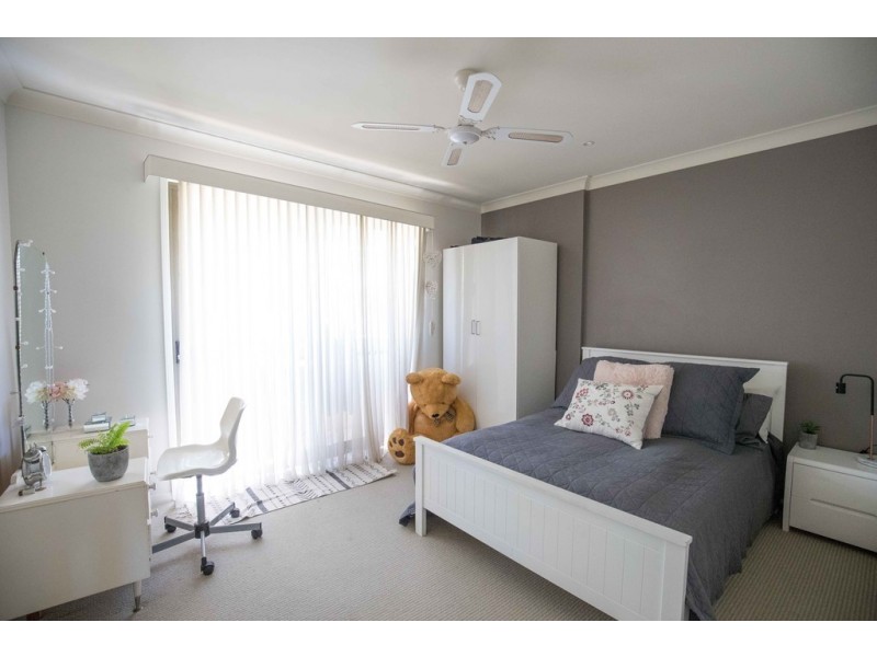 11/27 Ranier Crescent, Varsity Lakes QLD 4227