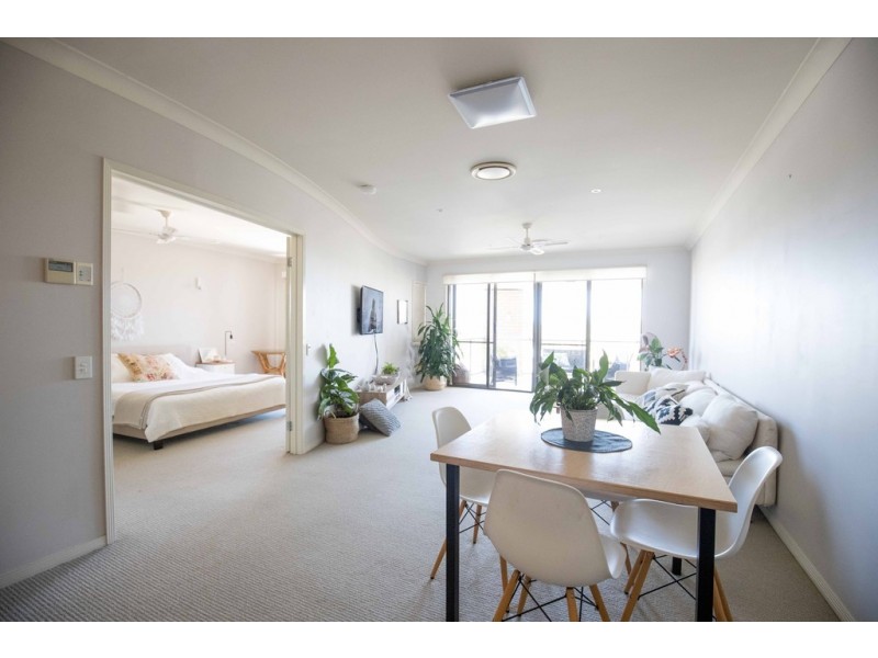 11/27 Ranier Crescent, Varsity Lakes QLD 4227
