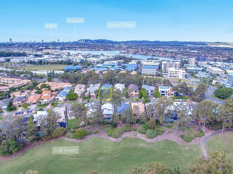 1/9 The Links, Robina QLD 4226