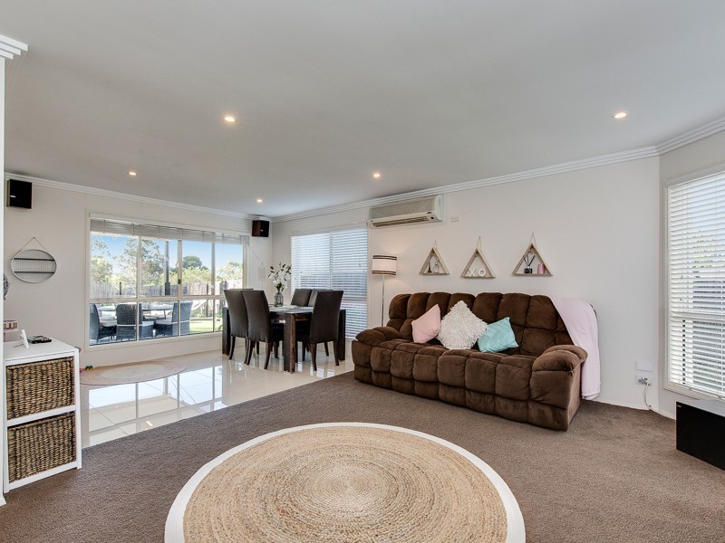 43 Langport Parade, Mudgeeraba QLD 4213