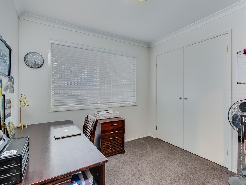 43 Langport Parade, Mudgeeraba QLD 4213