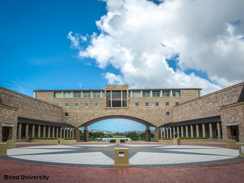 15 Imperia Crescent, Varsity Lakes QLD 4227