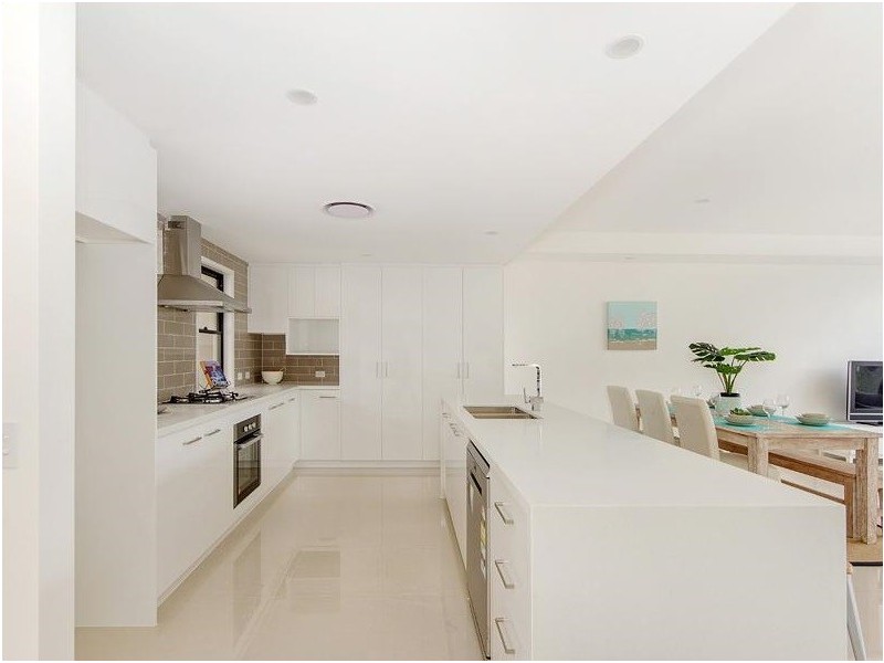 1and2/2 Heights Drive, Robina QLD 4226