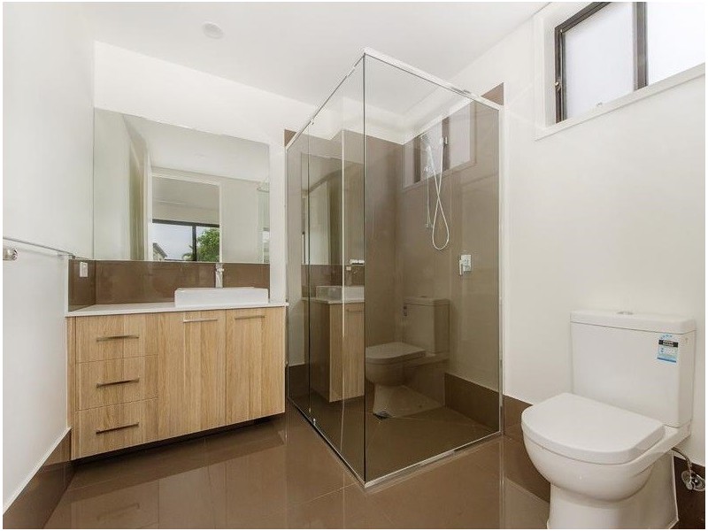 1and2/2 Heights Drive, Robina QLD 4226