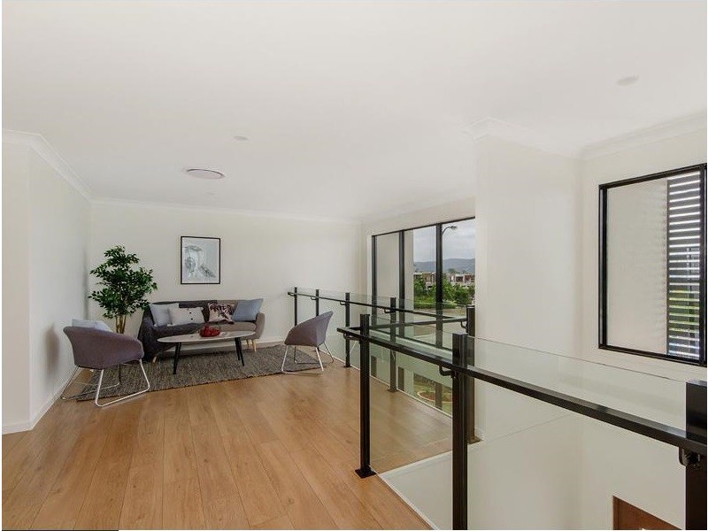 1and2/2 Heights Drive, Robina QLD 4226
