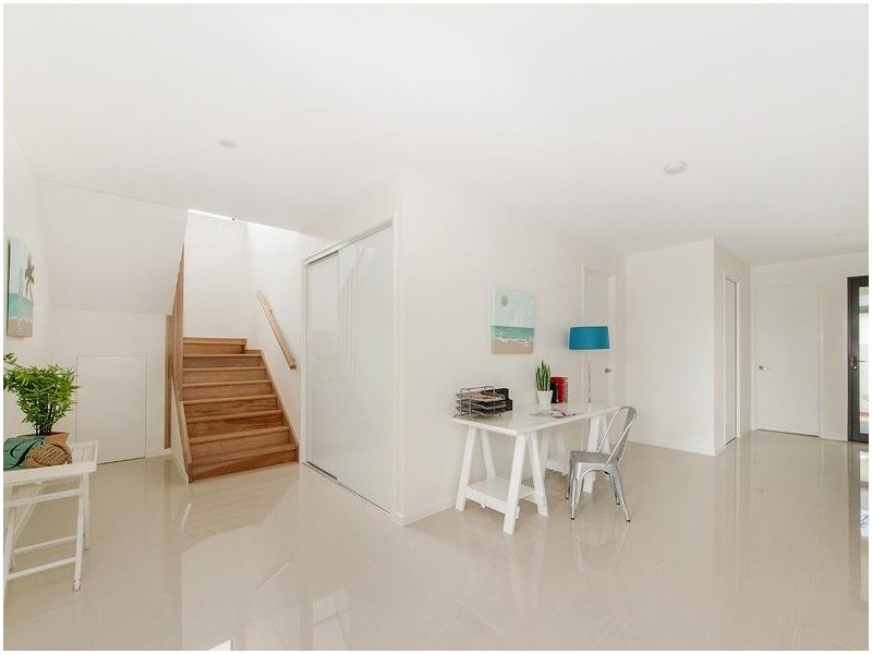 1and2/2 Heights Drive, Robina QLD 4226