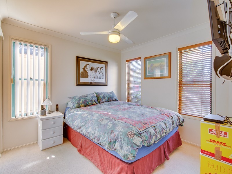 6 Oaklyn Place, Merrimac QLD 4226