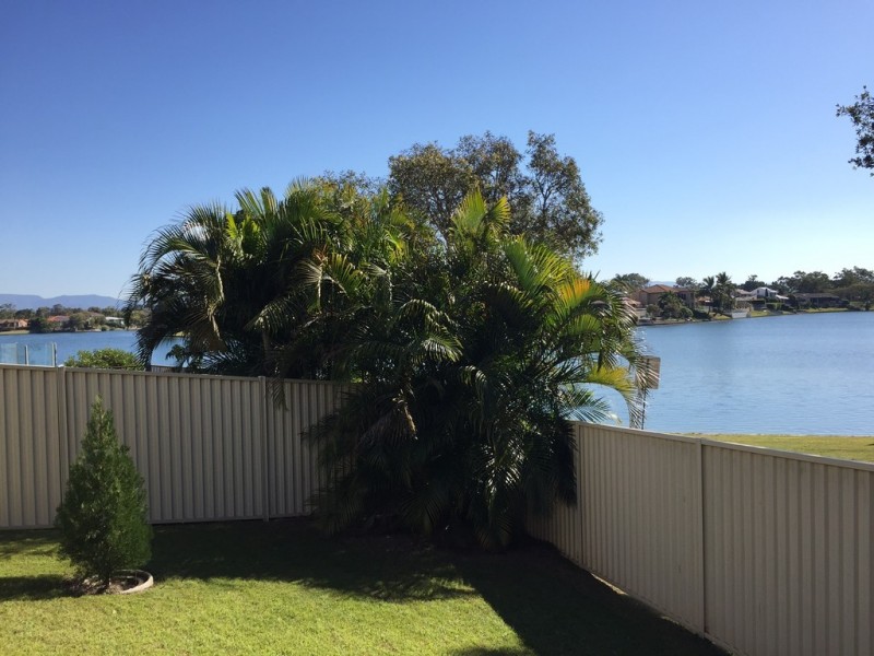 Mermaid Waters QLD 4218