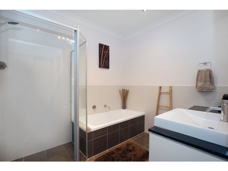 2/30 Heights Drive, Robina QLD 4226