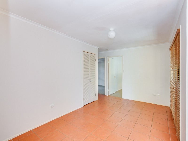 7 Angaston Avenue, Carrara QLD 4211