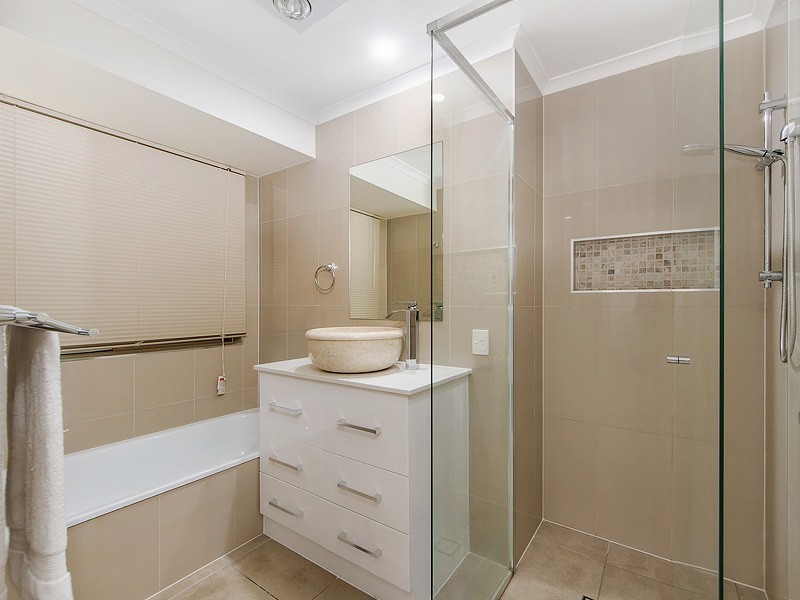 22 Tincurrin Court, Robina QLD 4226