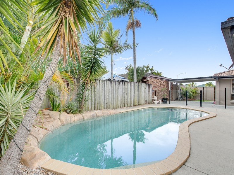 18 Misty Court, Varsity Lakes QLD 4227