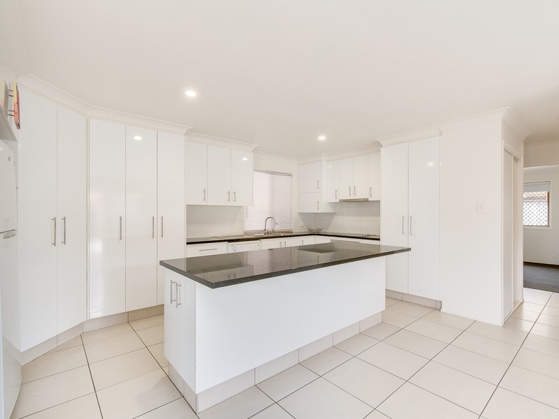 18 Misty Court, Varsity Lakes QLD 4227