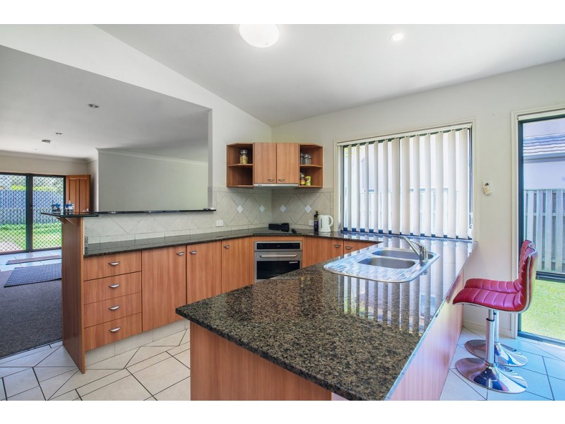 23 Dunstan Drive, Robina QLD 4226
