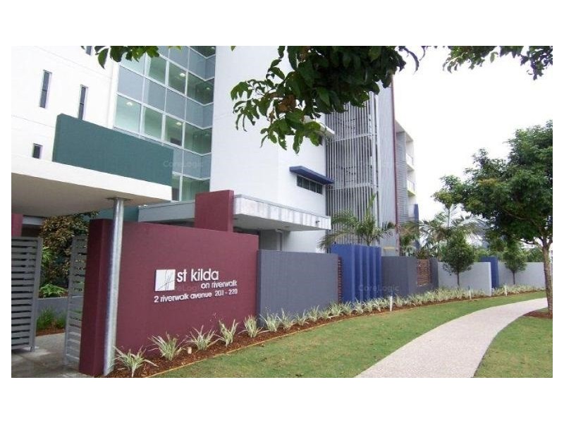 121/2-4 Riverwalk Avenue, Robina QLD 4226