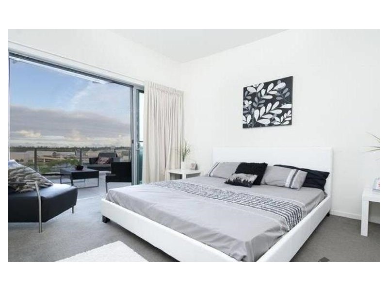 121/2-4 Riverwalk Avenue, Robina QLD 4226