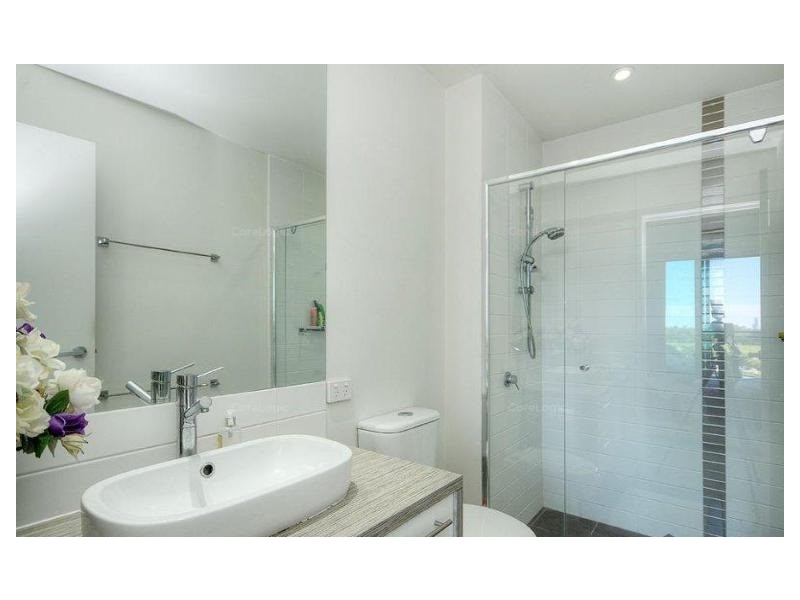 121/2-4 Riverwalk Avenue, Robina QLD 4226