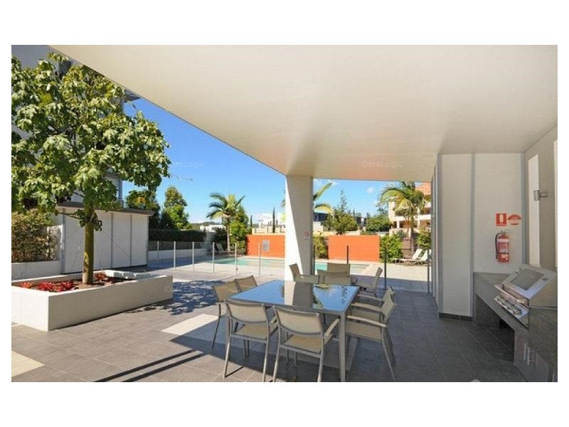 121/2-4 Riverwalk Avenue, Robina QLD 4226