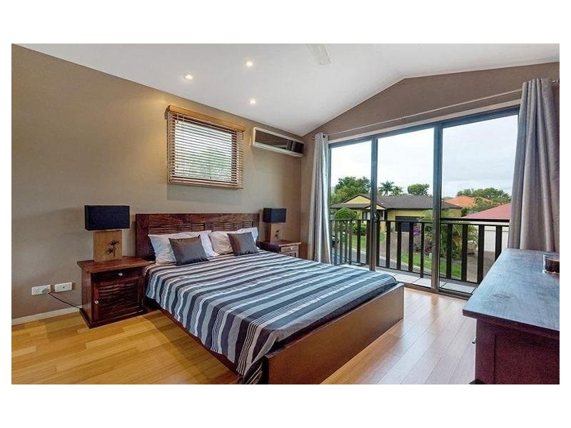 3/2 Wingate Court, Varsity Lakes QLD 4227