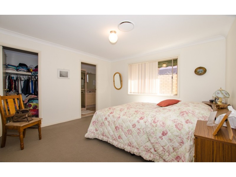 83 Cheltenham Drive, Robina QLD 4226