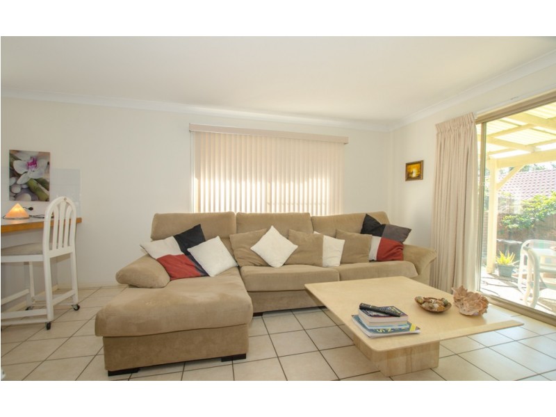 83 Cheltenham Drive, Robina QLD 4226