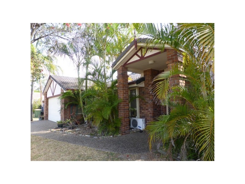 8 Vancouver Drive, Robina QLD 4226