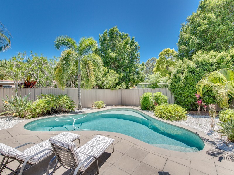 102 Manly Drive, Robina QLD 4226