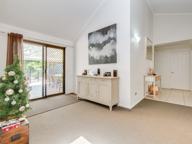 102 Manly Drive, Robina QLD 4226