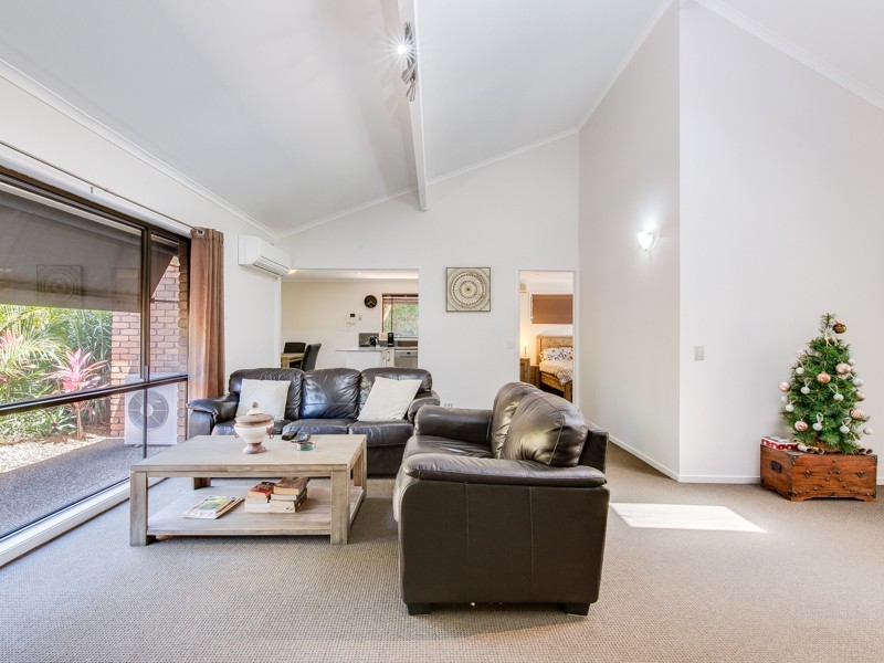 102 Manly Drive, Robina QLD 4226