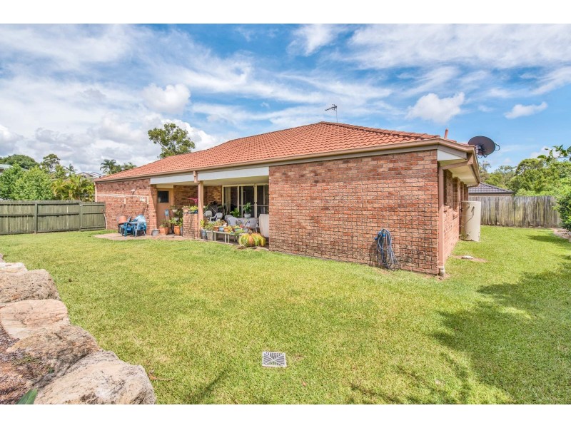 19 Batchworth Road, Molendinar QLD 4214