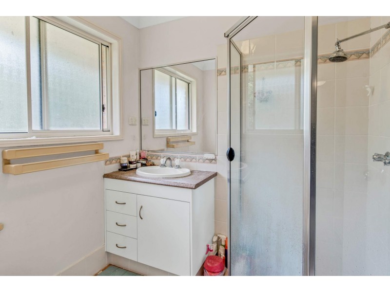 19 Batchworth Road, Molendinar QLD 4214
