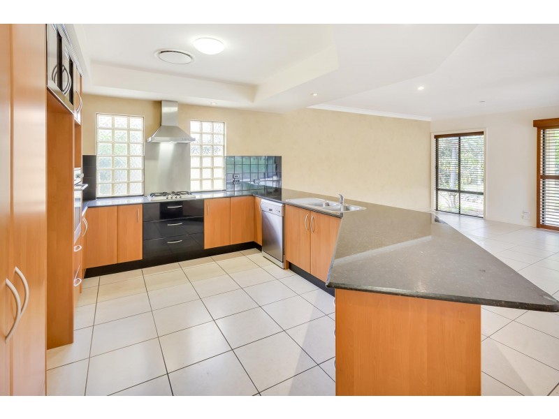 3 Eastside Esplanade, Helensvale QLD 4212