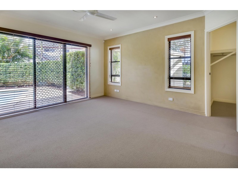 3 Eastside Esplanade, Helensvale QLD 4212