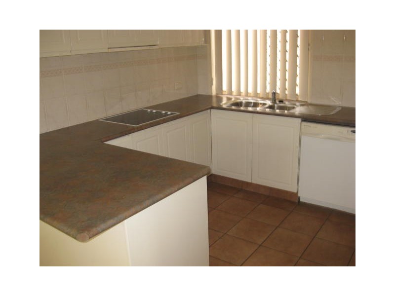 4 Highgate Lane, Robina QLD 4226