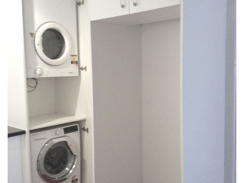 1/4 Lord Street, Coolangatta QLD 4225