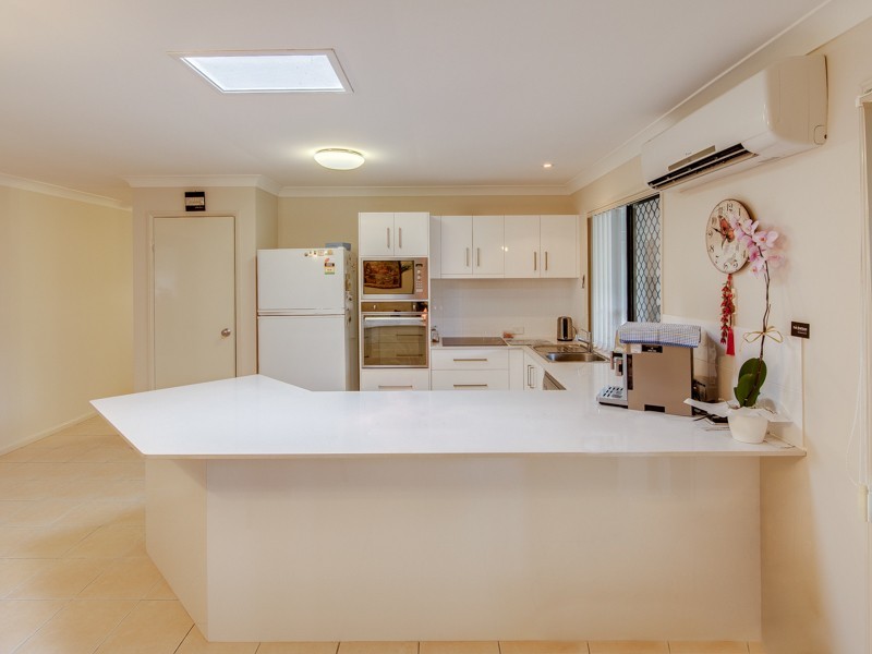 10 Jucara Avenue, Robina QLD 4226