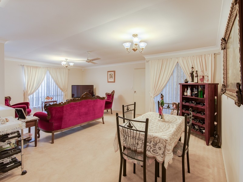 10 Jucara Avenue, Robina QLD 4226