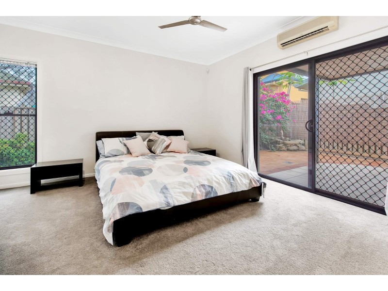 12 Tourangeau Crescent, Varsity Lakes QLD 4227