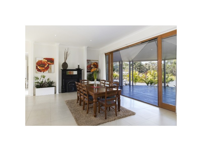 2 Ginger Rogers Road, Maudsland QLD 4210