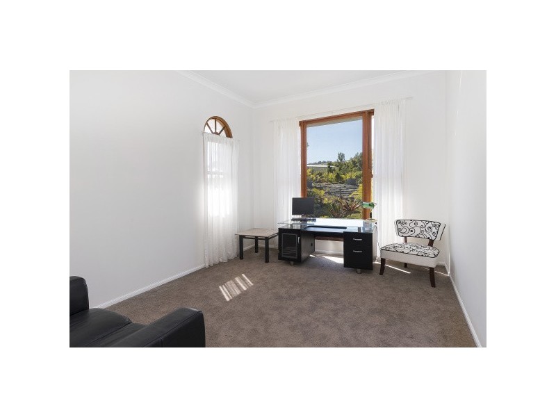 2 Ginger Rogers Road, Maudsland QLD 4210