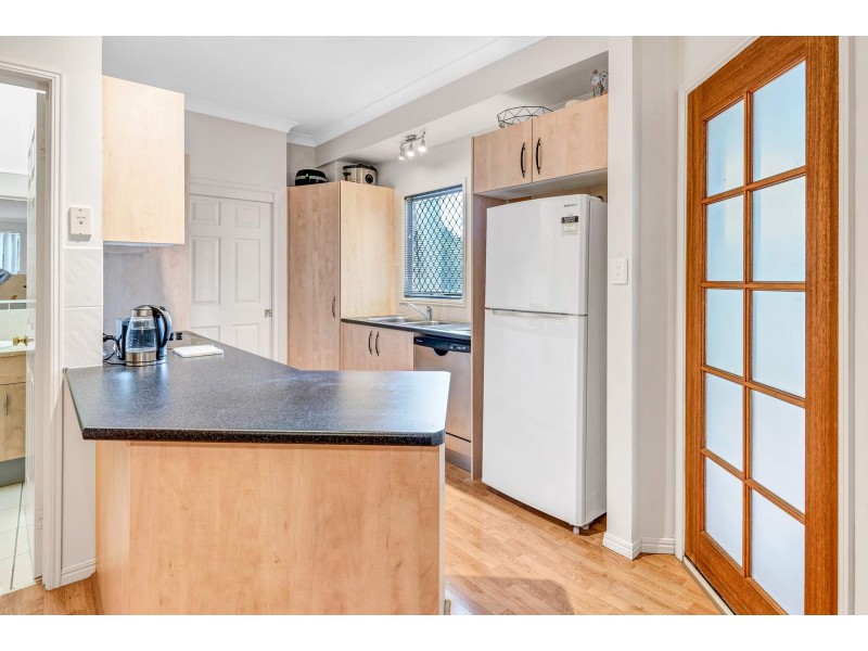1/4 Ranier Crescent, Varsity Lakes QLD 4227