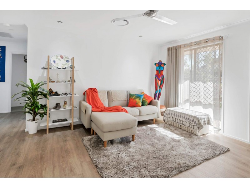 25/35 St Kevins Avenue, Benowa QLD 4217