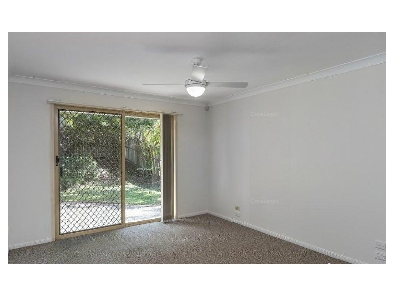 9 Pacific Pines Boulevard, Pacific Pines QLD 4211