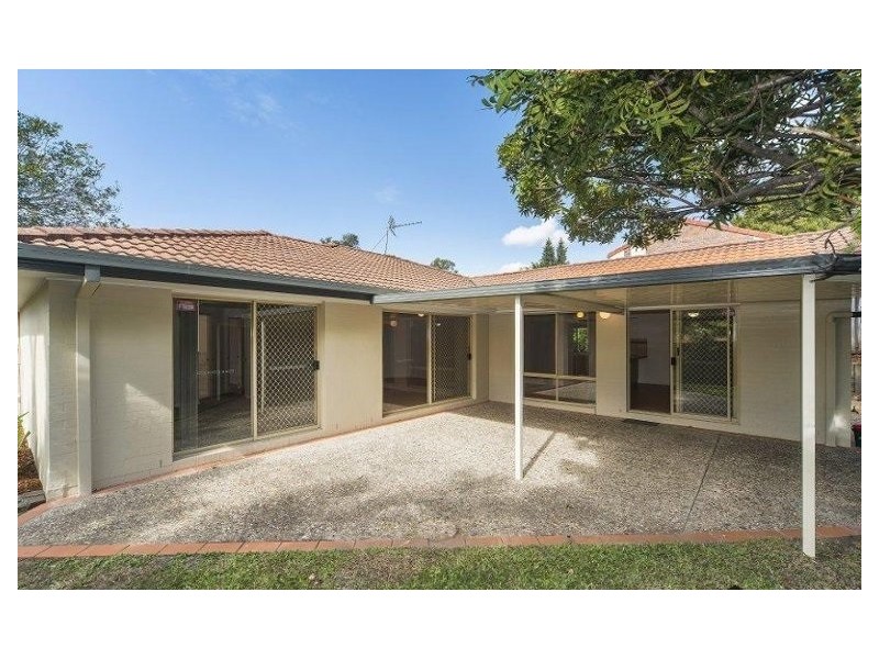 9 Pacific Pines Boulevard, Pacific Pines QLD 4211