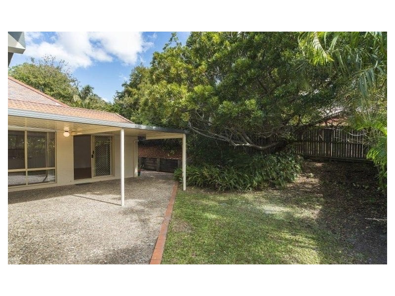 9 Pacific Pines Boulevard, Pacific Pines QLD 4211