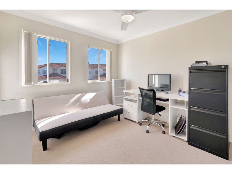 11/3 Red Ash Court, Merrimac QLD 4226