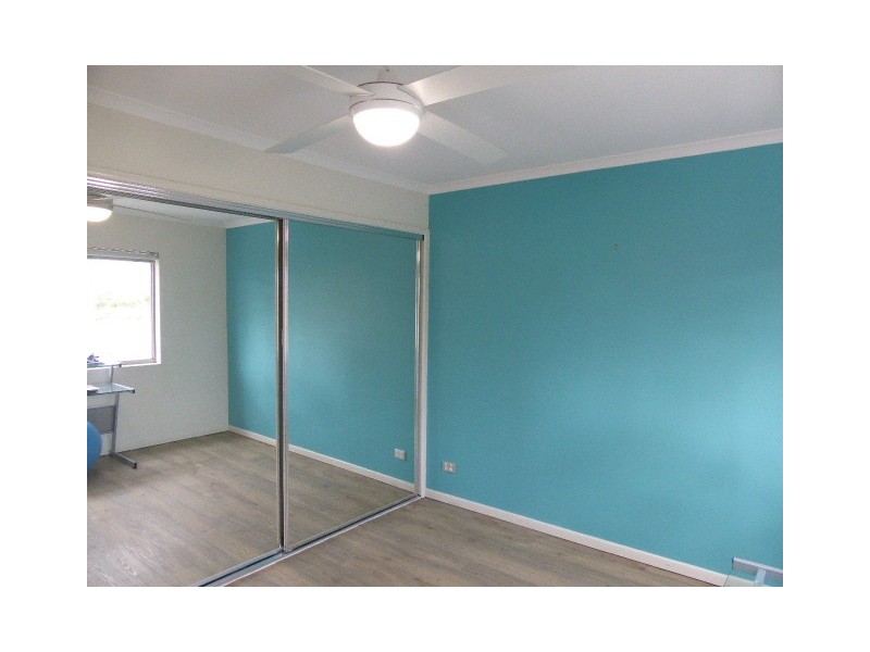 18/1 Riverwalk Avenue, Robina QLD 4226