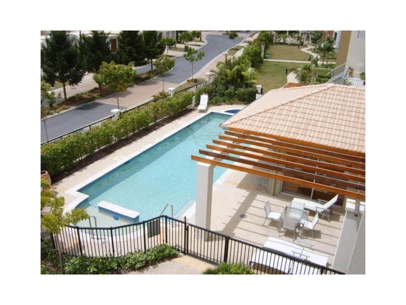 18/1 Riverwalk Avenue, Robina QLD 4226