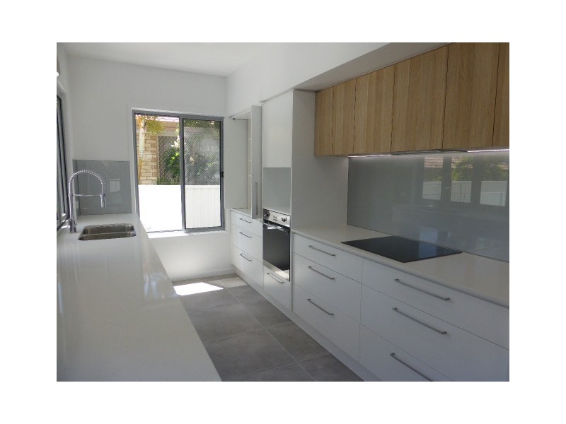 1/23 Evandale Crescent, Miami QLD 4220