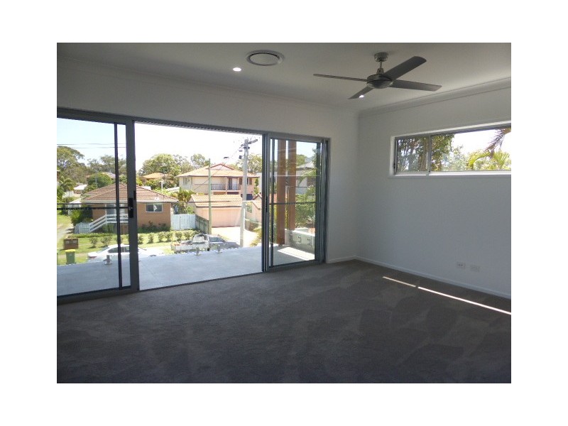 1/23 Evandale Crescent, Miami QLD 4220